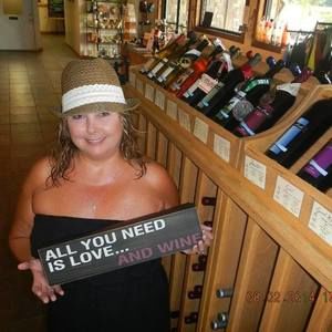 Meet your Posher, Leanne