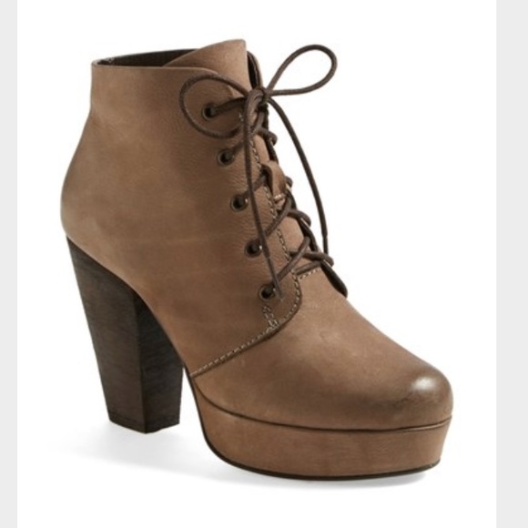 Steve Madden Raspy Bootie Taupe