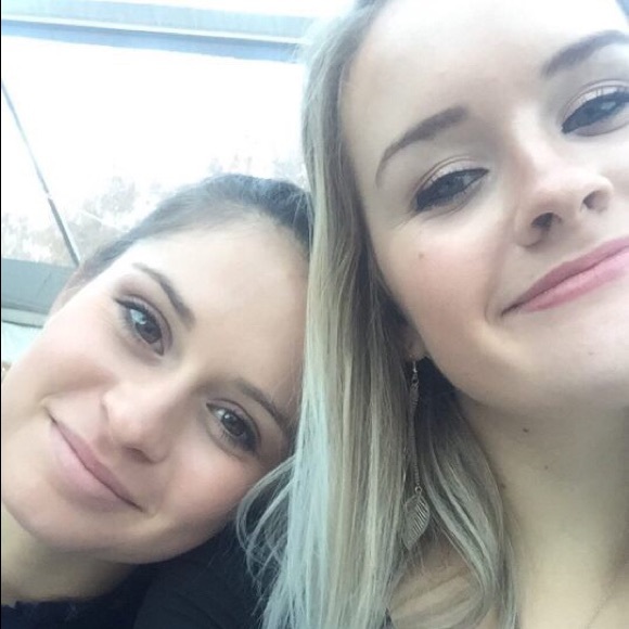 Meet your Posher, Margo