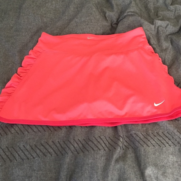 Nike tennis skirt