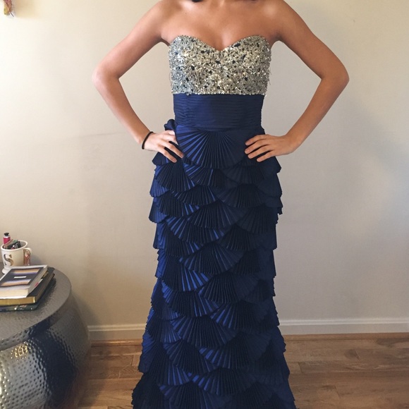 Jovani Dresses & Skirts - Evening gown