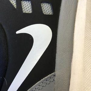 Meet your Posher, Zach