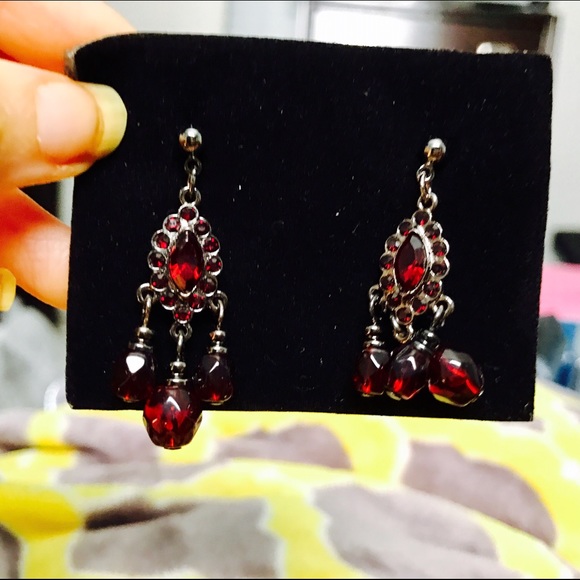 Ruby earrings - Picture 3 of 3