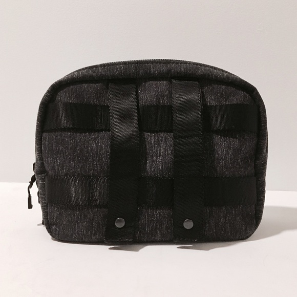 🆕 Lululemon Dopp Kit