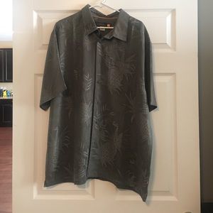 Quicksilver casual button up shirt