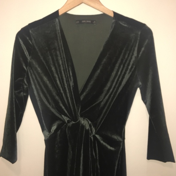 Zara brand new velvet forest green midi dress