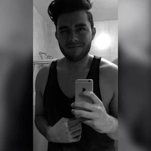 Meet your Posher, Luis