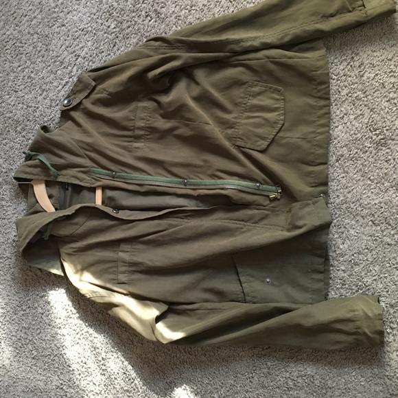 Brandy Melville jacket