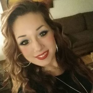 Meet your Posher, Monique