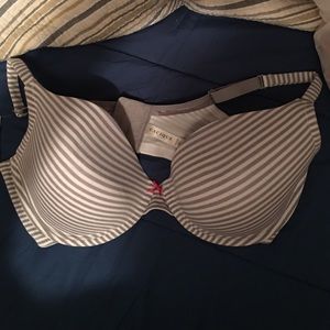 Cacique for Lane Bryant Cotton Boost Plunge 44DDD