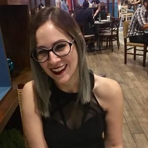 Meet your Posher, Alejandra