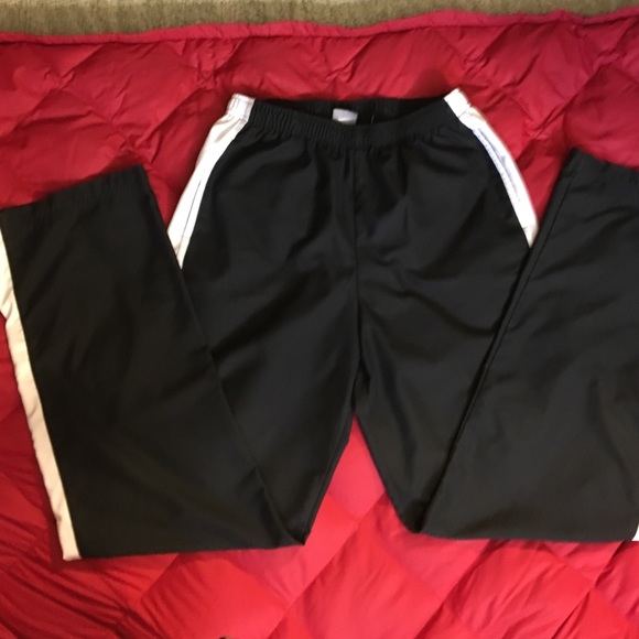 Nike Pants - EUC Nike light weight exercise pants M