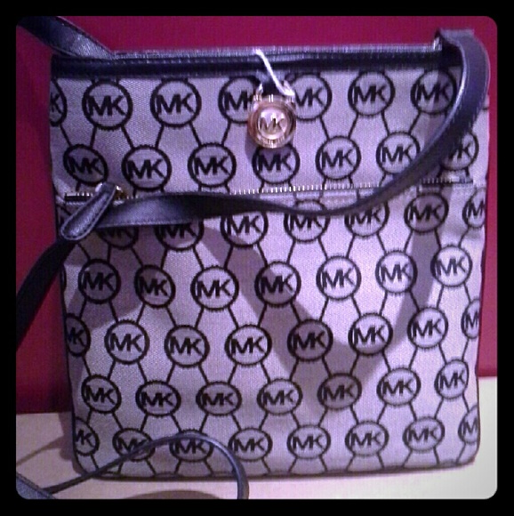 Michael Kors Crossbody
