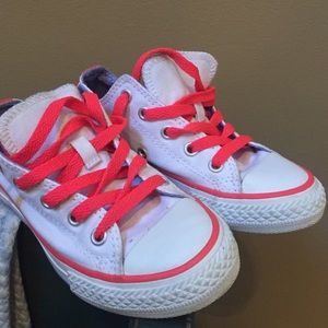 GIRLS SIZE 12 WHITE AND HOT PINK CONVERSES