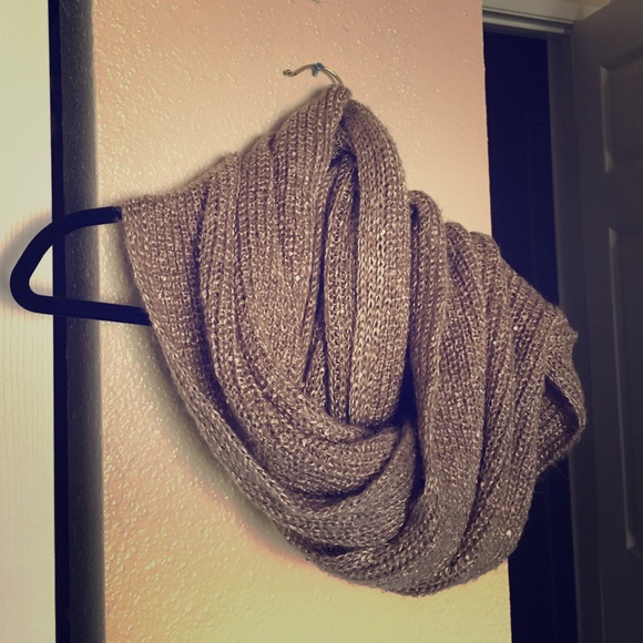 H&M gold/taupe sequined knit infinity scarf
