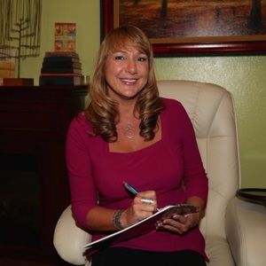 Meet your Posher, Gayle