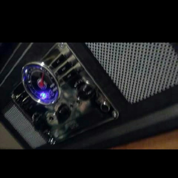 Record Player - image 1