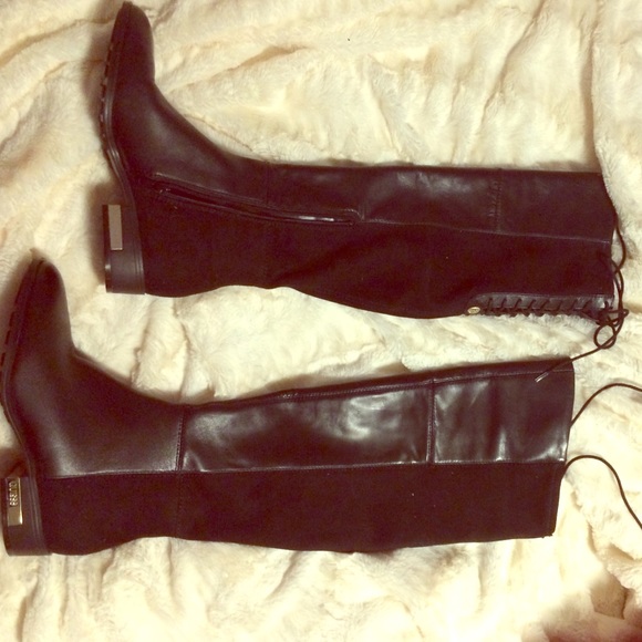 GUESS OVER THE KNEE BOOTS NWOT