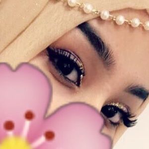 Meet your Posher, Shifa