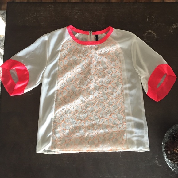 Barely worn W118 by Walter Baker shirt.