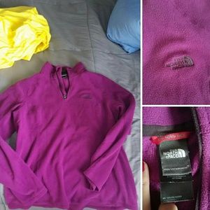 North face pullover