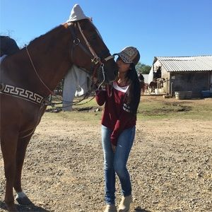 Meet your Posher, Gaby