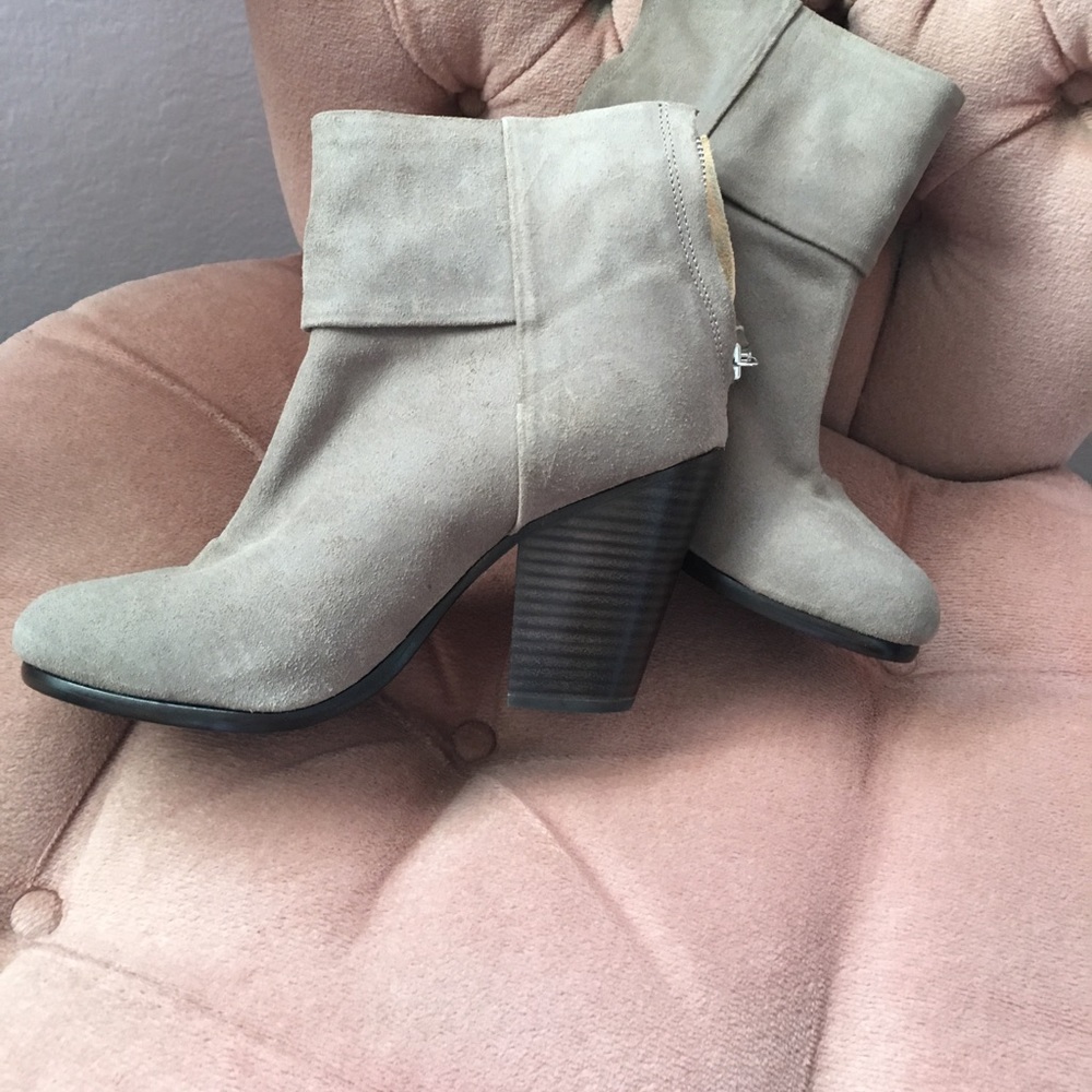 SOLD - Picture 4 of 4