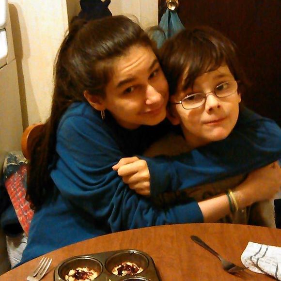 Meet your Posher, Tabitha - Picture 1 of 1