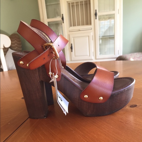 Women's Cali Quarter Strap Sandals in Cognac/brown