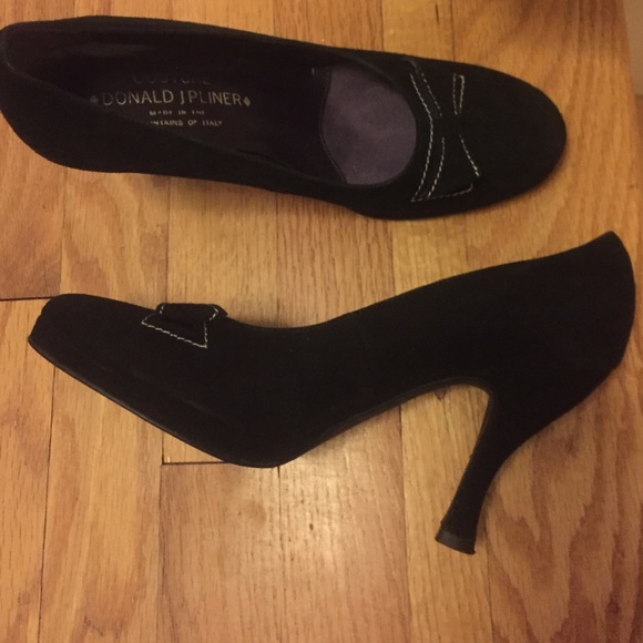 Couture Donald J Pliner Bow Tie Pump Heels - Picture 2 of 4