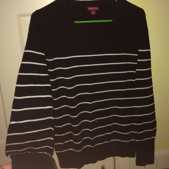 Cute Black and White Sweater