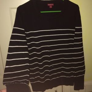 Cute Black and White Sweater