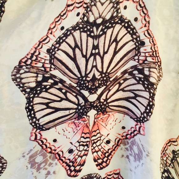 Brand new beautiful Pashmina from H&M - Picture 3 of 3