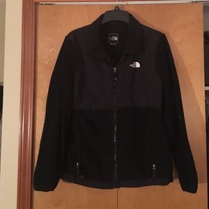 The North Face women's black fleece jacket