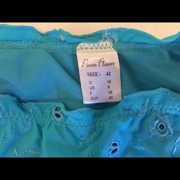 Baby blue bikini - Picture 2 of 2