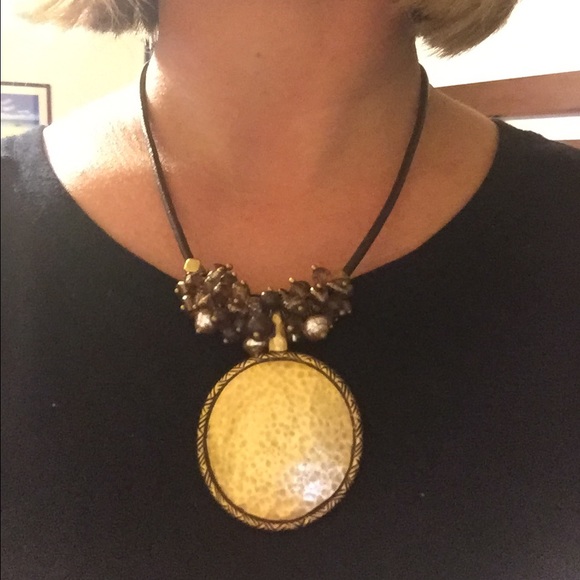 Brown and gold necklace and bracelet set