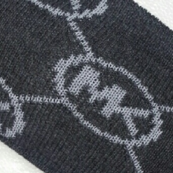 🚨SOLD OUT🚨Michael Kors headband NWT - Picture 3 of 3