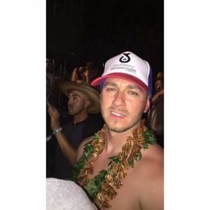 Meet your Posher, Codee