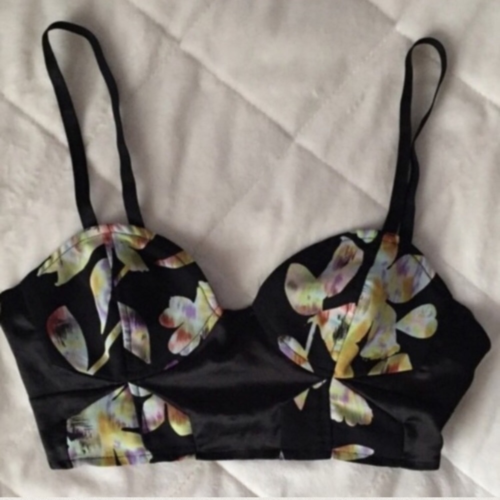 Silky crop top
