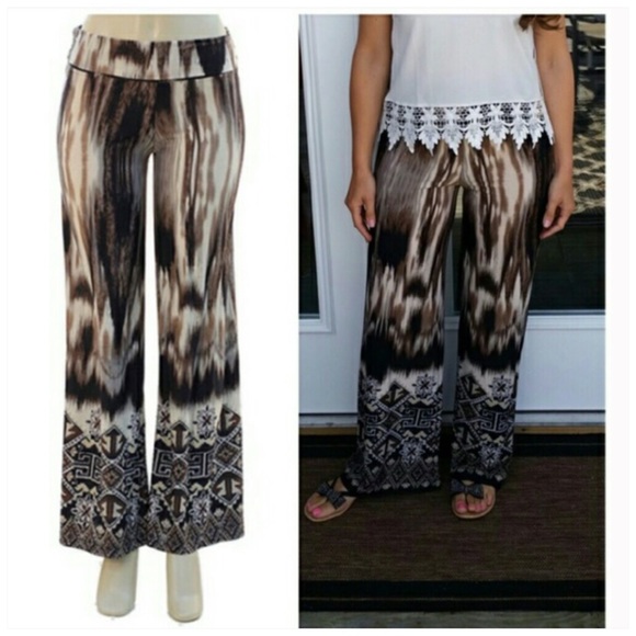 🚨MUST GO🚨Brown printed wide leg pant
