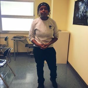 Meet your Posher, Tyneisha