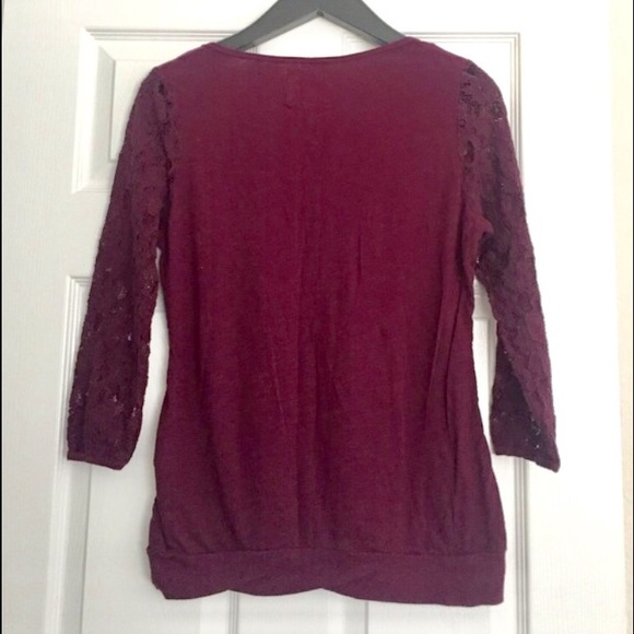 H&M Scoop Neck Lace Top - Picture 3 of 3