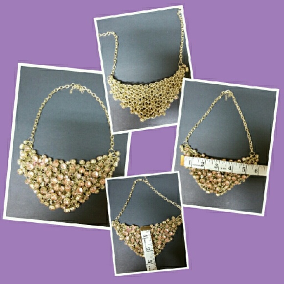 Saks Fifth Avenue Jewelry - *HOST PICK* Sale* Saks Fifth Ave Statement Necklce