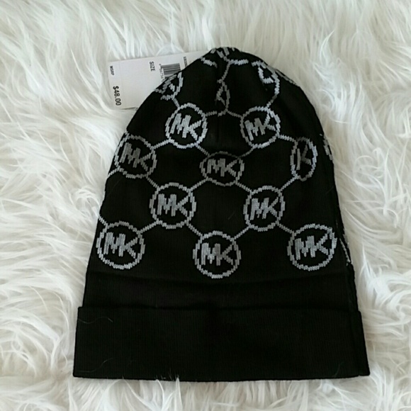 Michael Kors Accessories - 🌟LAST DAY LISTED 🌟Michael Kors Beanie NWT