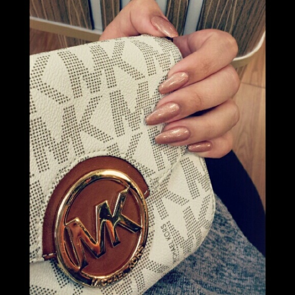 Michael Kors - Small Fulton Crossbody