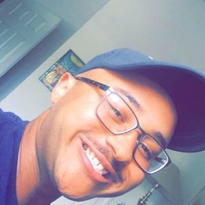 Meet your Posher, Avery