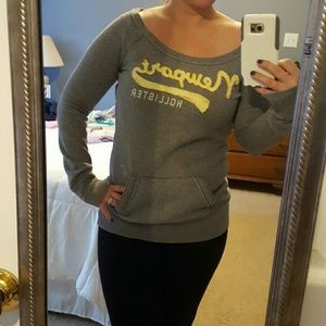 Hollister sweater