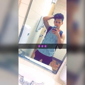 Meet your Posher, Alexander cruz