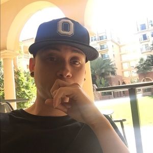 Meet your Posher, Kenneth