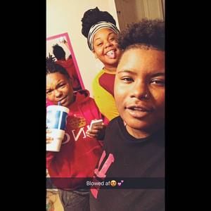 Meet your Posher, Khadijah